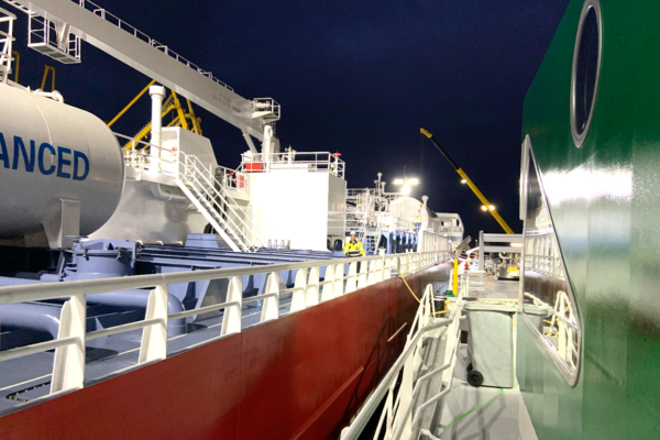 El proveedor de servicios holandés de gas natural licuado, Titan LNG, ha tomado medidas de precaución que permiten continuar las operaciones durante el brote de COVID-19