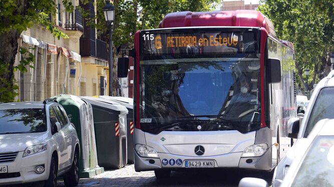 El Ayuntamiento de Jerez adquiere un nuevo autobús urbano de gas natural comprimido